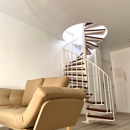 Spiral Stairs Duplex Lejlighed Figueres  Eksteriør billede